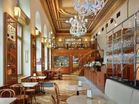 Café Savoy