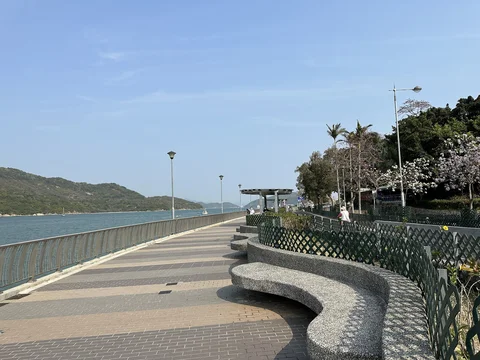 Mui Wo Promenade