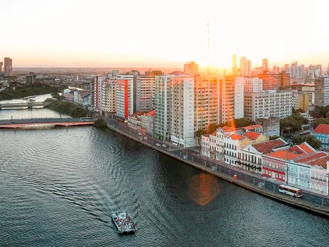 Passeio de Catamarã pelo Rio Capibaribe