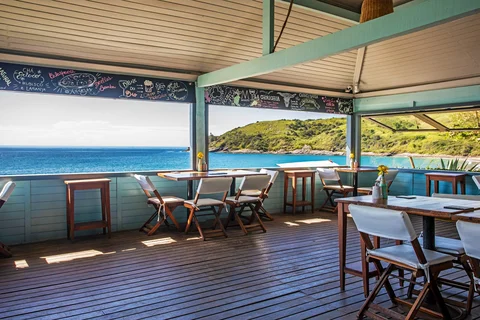 Rocka Beach Lounge & Restaurant