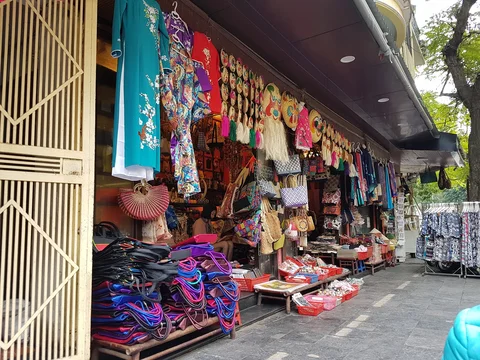 Nộm Bò Khô Long Vi Dung