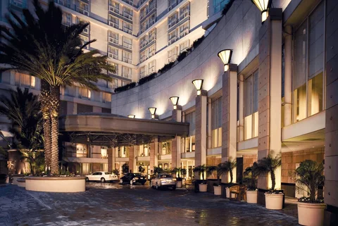 Omni Los Angeles Hotel at California Plaza