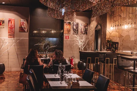 Champenoise Bistro