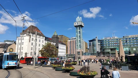 Jernbanetorget