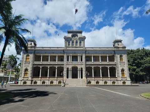 Iolani Palace