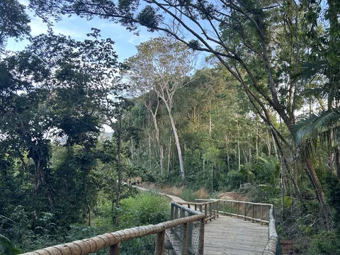 Trilha das Três Praias
