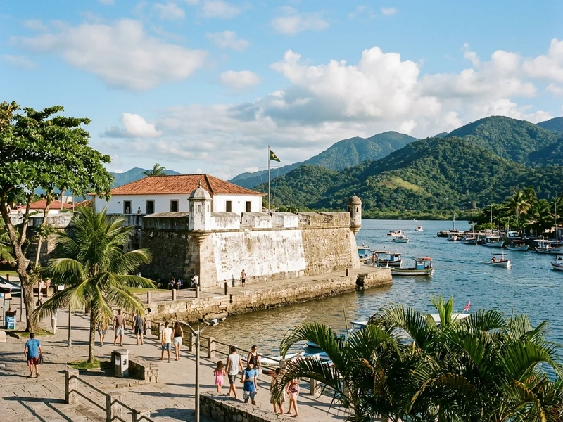 Descubra uma faceta profunda e surpreendente do litoral paulista através de um roteiro concebido para viajantes intelectuais e curiosos 📜. Este itinerário de 3 dias conecta a ancestralidade viva do povo Guarani Mbyá na Aldeia Rio Silveira à presença colonial do século XVI no Forte de São João e na lendária Ermida de Santo Antônio de Guaibê ⚓. Você saboreará a culinária caiçara autêntica com peixes na telha e azul-marinho, dialogará diretamente com pescadores e mestres artesãos da caixeta e do barro, vivenciando a salvaguarda de um patrimônio cultural imaterial rico e pulsante 🌿.