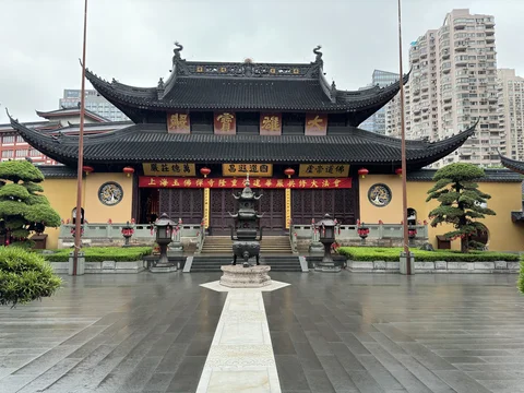 Jade Buddha Temple