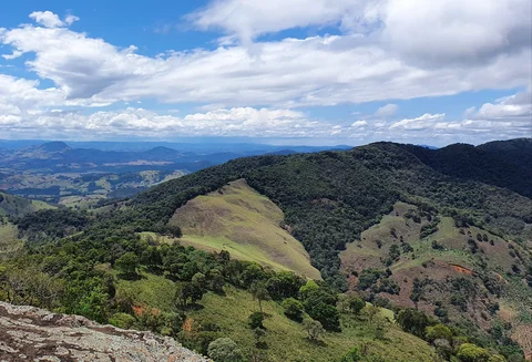 Trilha da Pedra da Onça