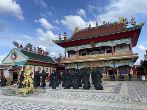Anek Kuson Sala