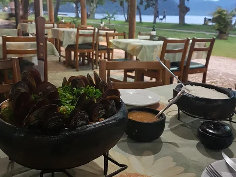 Peixe com Banana Ubatuba