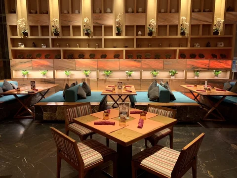 Oasis Restaurant Centara Grand Mirage