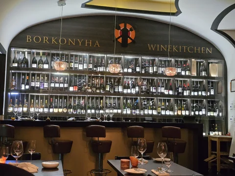 Borkonyha Winekitchen