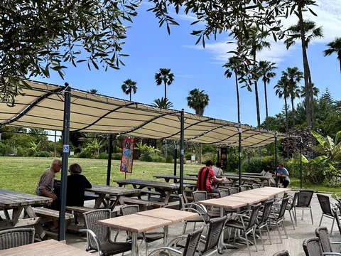 Cote Jardin