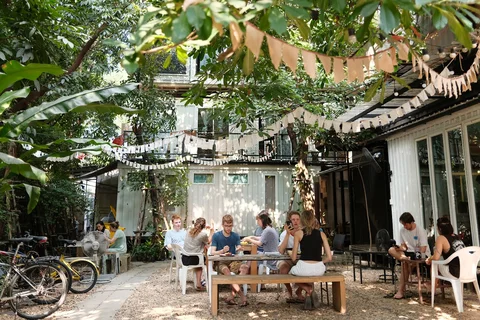The Yard Hostel Bangkok