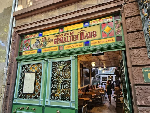 Zum Gemalten Haus