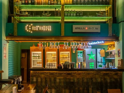 Alur Bar e Cozinha