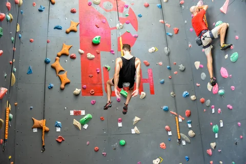 Push Climbing Saigon
