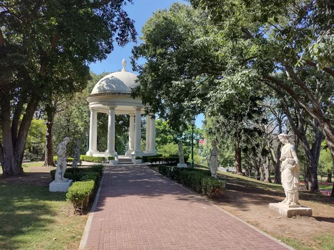 Parque Lezama