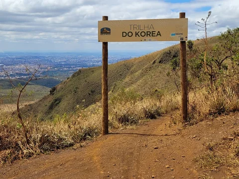 Trilha das Três Pedras