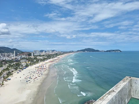 Calçadão da Praia da Enseada
