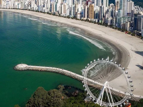Praia Central de Balneario Camboriu