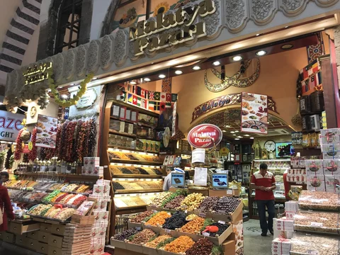 Spice Bazaar (Mısır Çarşısı)