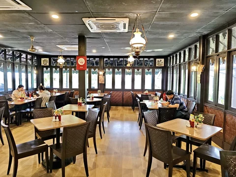 Hornbill Restaurant & Cafe