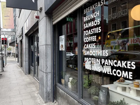 Pog Tara Street