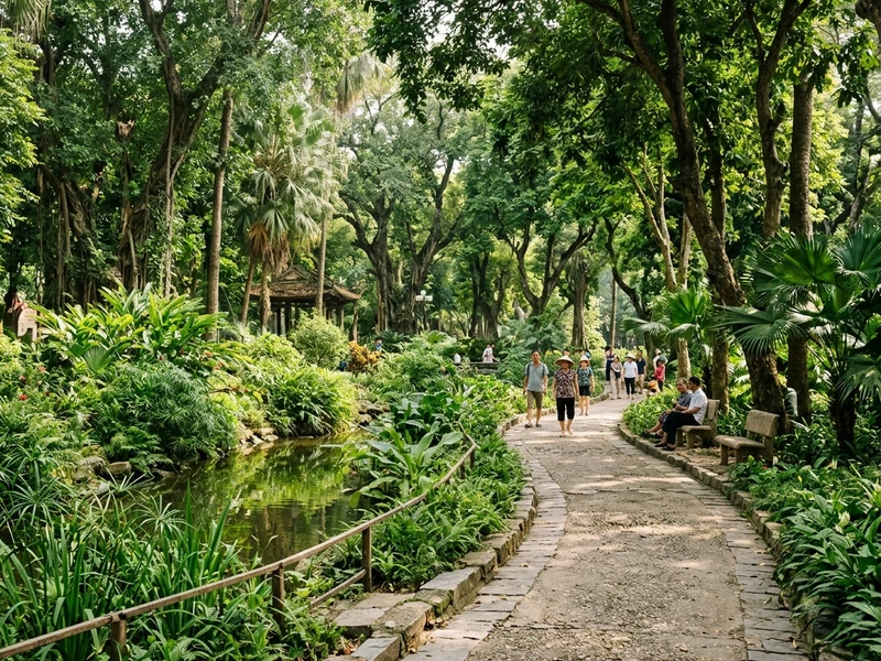 Uma imersão consciente e sustentável na riqueza botânica e faunística do norte do Vietnã 🌿. Desenvolvido para viajantes que priorizam baixo impacto ambiental, o roteiro equilibra trilhas certificadas na montanha de Ba Vì, passeios cicláveis por lagos urbanos, visitas educativas de conservação biológica e o melhor da gastronomia orgânica local 🍃. Hospedagens ecológicas certificadas e transportes limpos completam uma jornada inesquecível de respeito ao planeta 🌏.